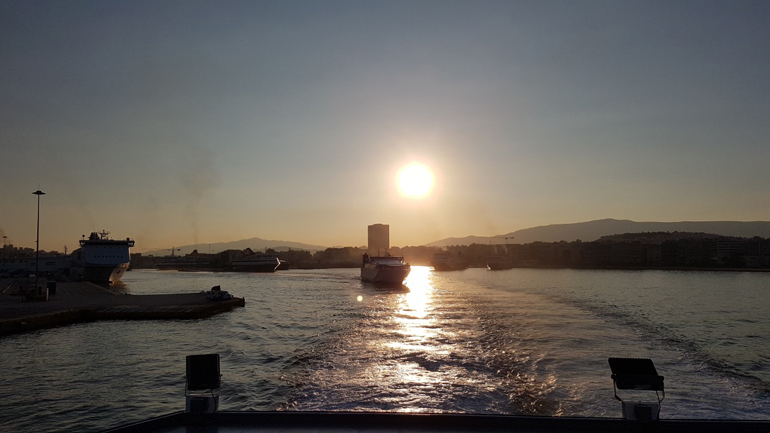 Και... καλό ταξίδι όσοι καταφέρετε να αποδράσετε