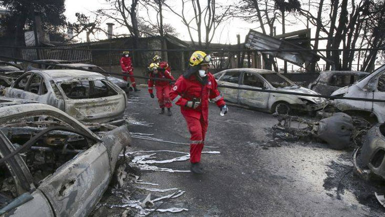ΠΟΕΔΗΝ: «Το Σισμανόγλειο ειδοποιήθηκε νωρίς το βράδυ της Δευτέρας για διακομιδή πολλών νεκρών»