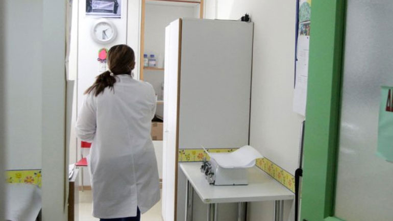 «Άφωνοι» οι γιατροί στο νοσοκομείο Κορίνθου – 35χρονη είχε καταπιεί κουτάλι