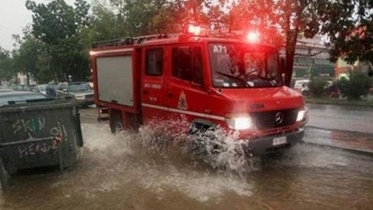 Θεσσαλονίκη: Προβλήματα λόγω βροχόπτωσης σε περιοχές των δυτικών συνοικιών