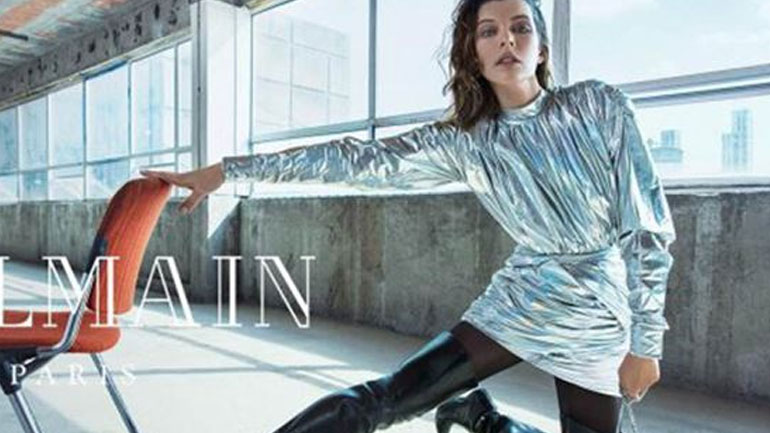 Η Milla Jovovich φωτογραφίζεται για τη νέα καμπάνια του οίκου Balmain