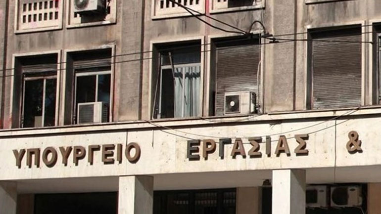 Υπ. Εργασίας: Υπογράφηκαν έξι αποφάσεις για τους πυρόπληκτους
