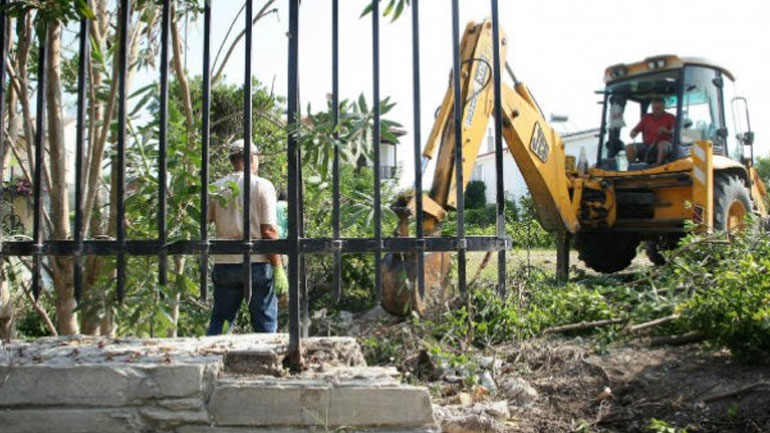 Θεσσαλονίκη: Παρέμβαση της Εισαγγελίας για τυχόν παράνομες περιφράξεις σε παραλίες