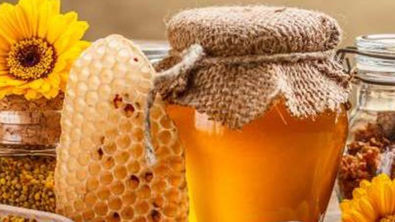 Πέντε χρήσεις του μελιού εκτός της κουζίνας