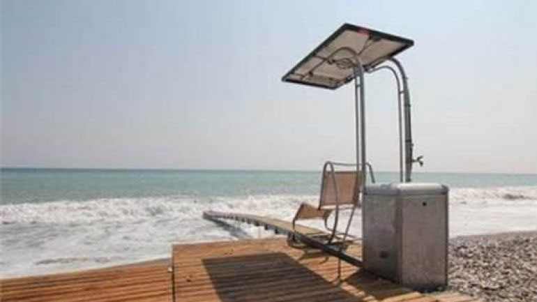 Βελτίωση της πρόσβασης ΑμεΑ σε τέσσερις παραλίες του δήμου Αριστοτέλη