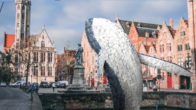 Μπριζ: Μία φάλαινα φτιαγμένη από πέντε τόνους πλαστικά απορρίμματα