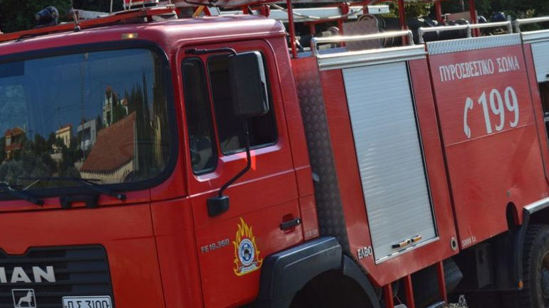 Καβάλα: Υπό μερικό έλεγχο η φωτιά σε περιοχή της πόλης