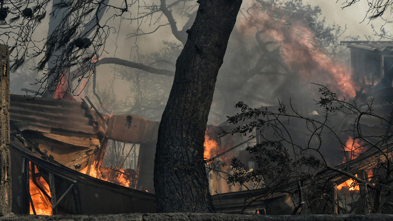 Αυξάνεται ο αριθμός των νεκρών από τις πυρκαγιές