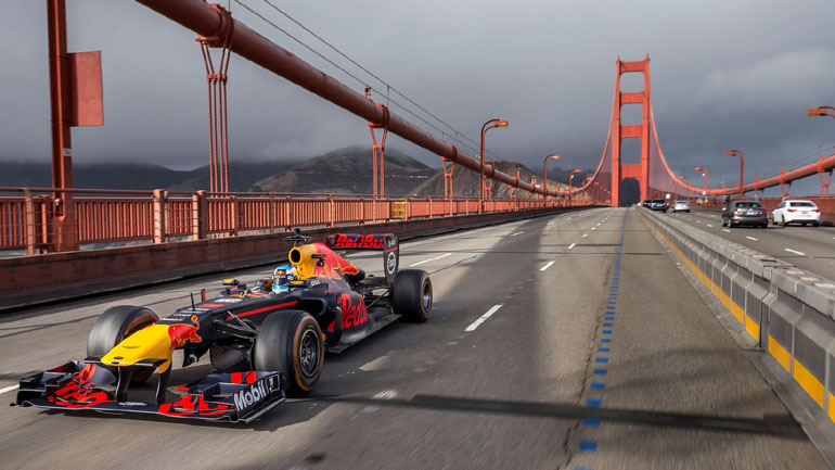 Η Formula 1 πήρε τους δρόμους!