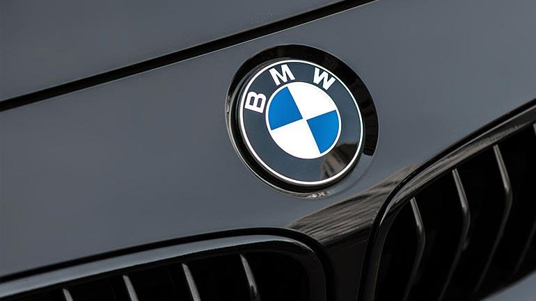 Η BMW ανακαλεί 324.000 ντιζελοκίνητα οχήματα στην Ευρώπη μετά την ανάφλεξη κινητήρων σε οχήματά της