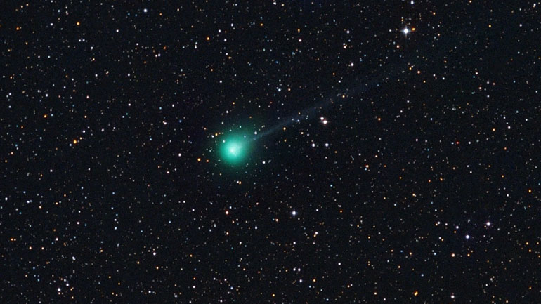 Βλέπετε ένα πρασινωπό φως στον ουρανό; Είναι ο κομήτης «Χαλκ» που περνάει από τη Γη