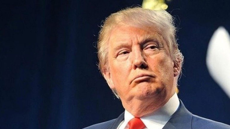 Ο πρόεδρος των ΗΠΑ δέχεται παροτρύνσεις να σταματήσει να γράφει στο Twitter για την περιβόητη συνάντηση στον Πύργο Τραμπ