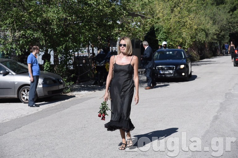 Η Τζένη Μπαλατσινού