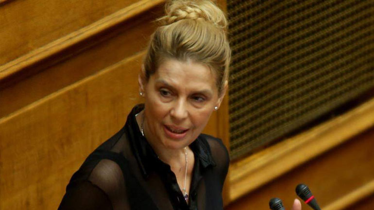 Επίσκεψη της Κατερίνας Παπακώστα στην Τρίπολη – Επαφές με τους φορείς της πόλης