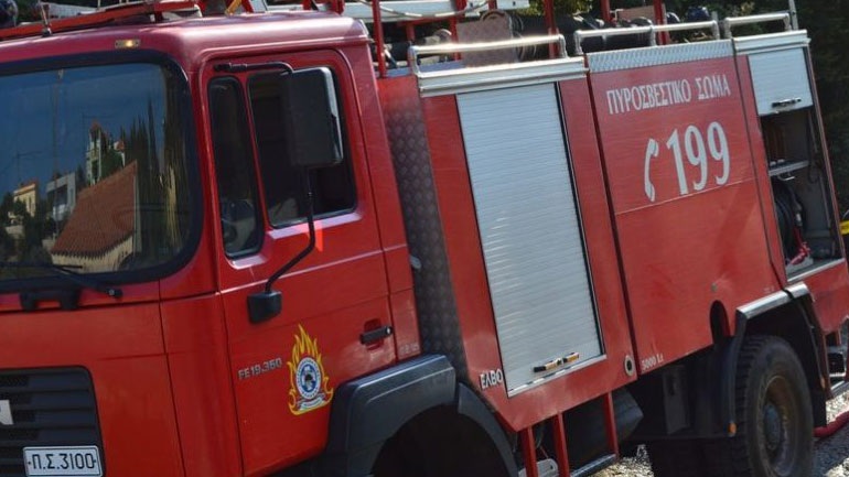 Πυρκαγιά κοντά σε οικισμό στην Κρήτη