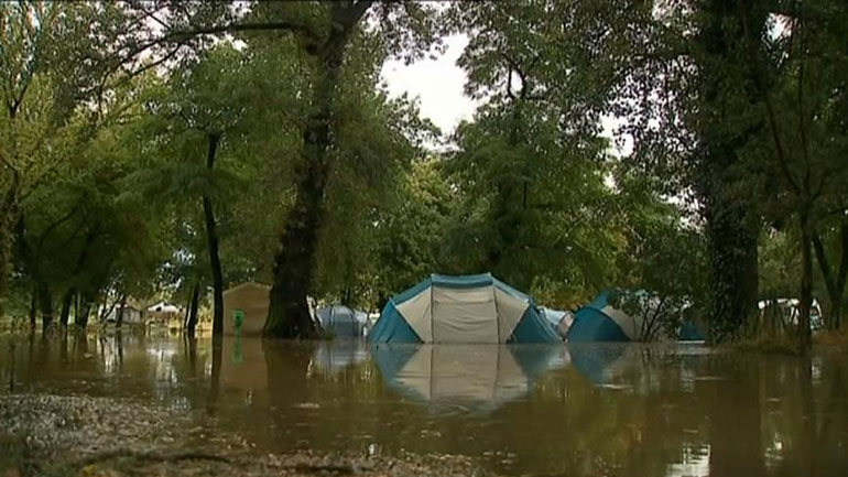 Γαλλία: Δύο Γερμανοί τελούν υπό κράτηση μετά την πλημμύρα που έπληξε κάμπινγκ στη Γκαρ