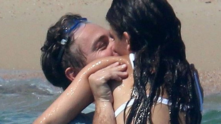Leonardo DiCaprio: Καυτά φιλιά στο νερό με την 21χρονη αγαπημένη του!