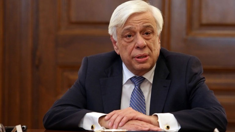 Παυλόπουλος: Το Μικρό Χωριό μάς δείχνει τον δρόμο ότι εμείς οι Έλληνες δεν πρέπει να το βάζουμε ποτέ κάτω