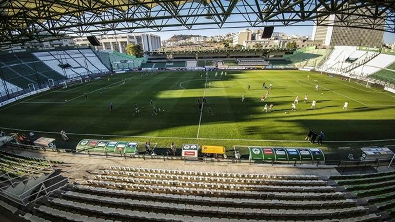 Ερασιτέχνης: «Δίνουμε τη Λεωφόρο δωρεάν για το φιλικό με τον Λεβαδειακό»