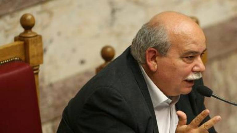 Βούτσης: Η ζωή συνεχίζεται, βεβαρημένη από μια τραγωδία, αλλά συνεχίζεται