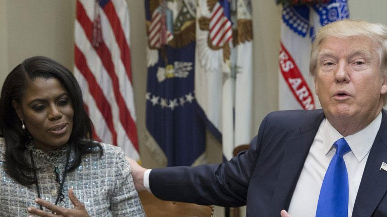 Αντιπαράθεση μεταξύ του Ντόναλτ Τραμπ και της πρώην συμβούλου του Ομαρόσα Μάνιγκολτ Νιούμαν
