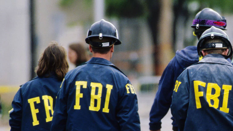 Απολύθηκε από το FBI ο πράκτορας Πίτερ Στροκ που προεκλογικά έστελνε μηνύματα κατά του Ντ. Τραμπ