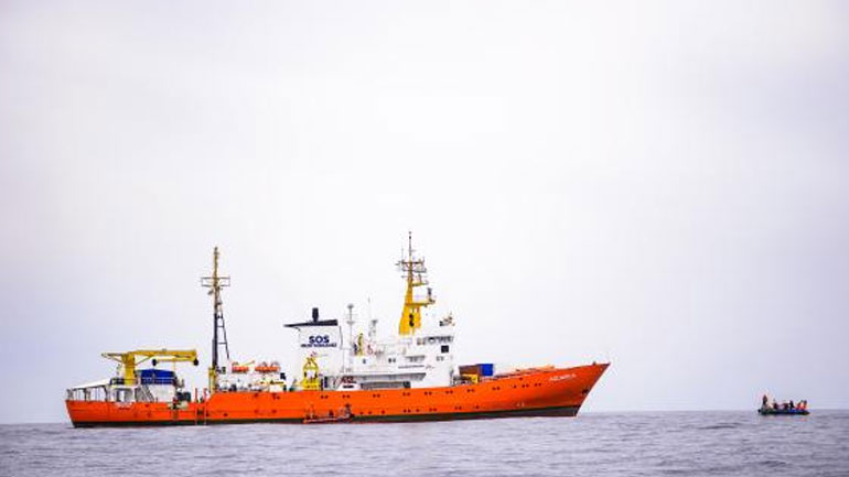 Η πρόεδρος της ΜΚΟ «Μεσόγειος SOS» καλεί τις χώρες της Ε.Ε. να αναλάβουν τις ευθύνες τους