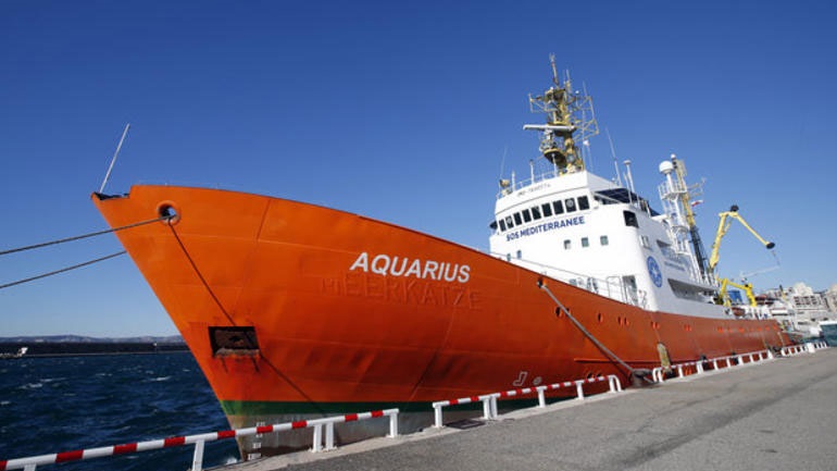 ΕΕ: Πέντε χώρες θα πάρουν μετανάστες από το Aquarius