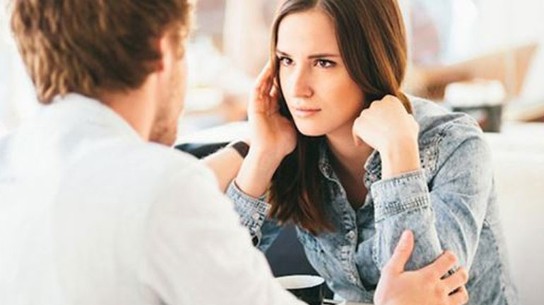 10 σημάδια ότι δεν ενδιαφέρεται πια για σένα