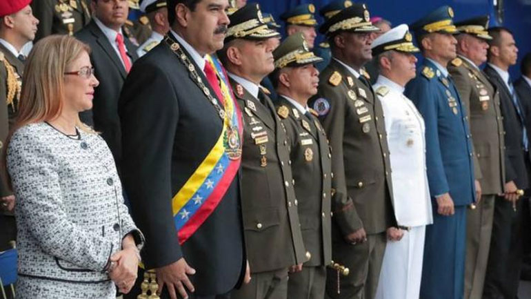 Βενεζουέλα: Συνελήφθησαν δύο στρατιωτικοί για ανάμιξη στην απόπειρα δολοφονίας του Μαδούρο