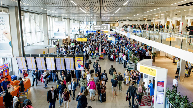 Άμστερνταμ: Αποκαταστάθηκε η εναέρια κυκλοφορία στο αεροδρόμιο Σίπχολ