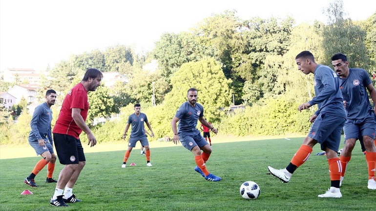 Η προπόνηση του Ολυμπιακού πριν τη Λουκέρνη