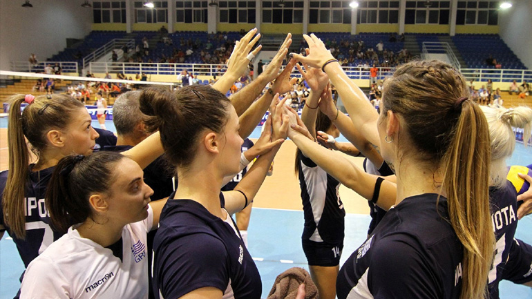 Βόλεϊ: Πρώτη νίκη για τις γυναίκες, 3-0 το Μαυροβούνιο