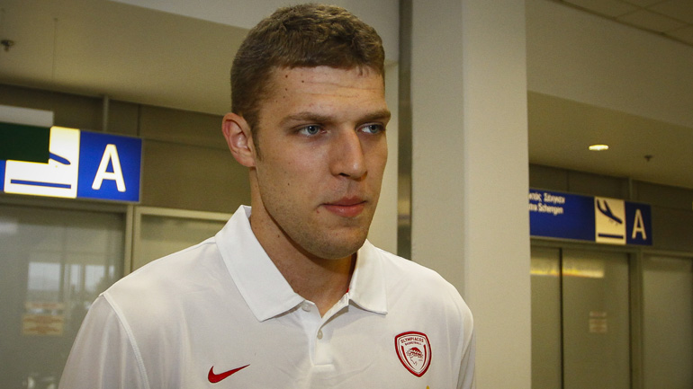 Βεζένκοφ: «Όταν σε θέλουν ο Ολυμπιακός και ο Μπλατ, όλα είναι εύκολα»