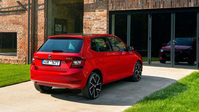 Φουλ στα συστήματα το Skoda Fabia