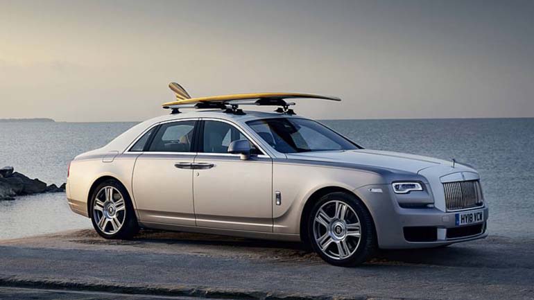 Έφτιαξαν σανίδα του σερφ για την Rolls-Royce Ghost