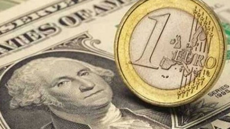 Το ευρώ ενισχύεται 0,22%, στα 1,1371 δολάρια