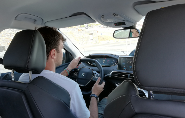 Χαίρεσαι πραγματικά να το οδηγείς 