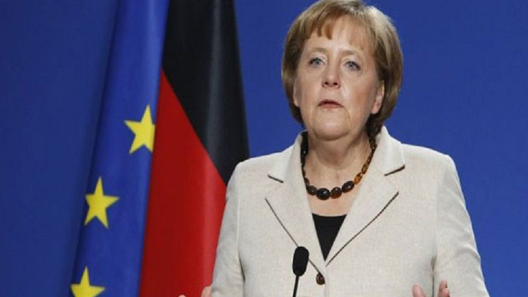 Η Μέρκελ υποσχέθηκε ότι θα επιταχυνθούν οι επαναπροωθήσεις προσφύγων