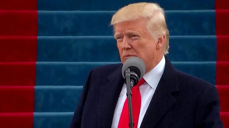 Ο Τραμπ υπερασπίζεται τον πρώην συνεργάτη του Πολ Μάναφορτ