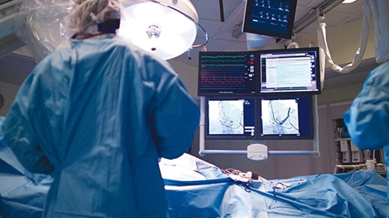 Σε σοβαρή κατάσταση νοσηλεύεται ο άνδρας που αυτοπυρπολήθηκε στην Κρήτη