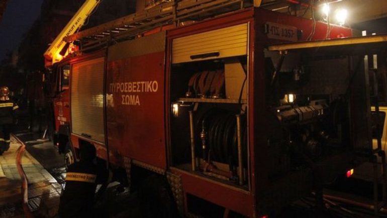 Κρήτη: Αναστάτωση προκάλεσε φωτιά σε μεζεδοπωλείο