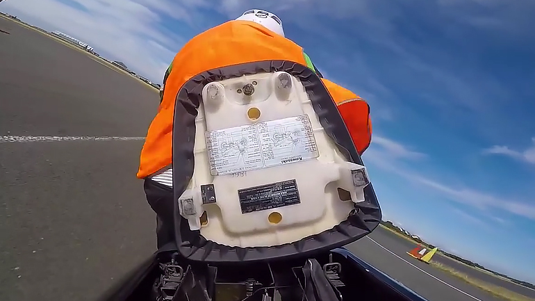 Εφαρμοσμένη μοτοφυσική στην.. πίστα! Εφαρμοσμένη μοτοφυσική στην.. πίστα!