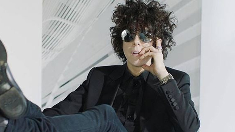 H διάσημη τραγουδίστρια LP και η Panik Records εγκαινιάζουν τη συνεργασία τους με ένα κομμάτι-έκπληξη