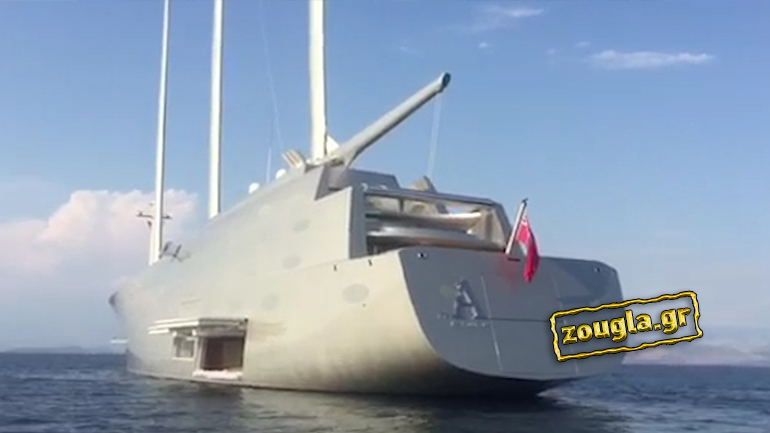 Ιστιοφόρο-πλωτό παλάτι στα νερά της Κέρκυρας