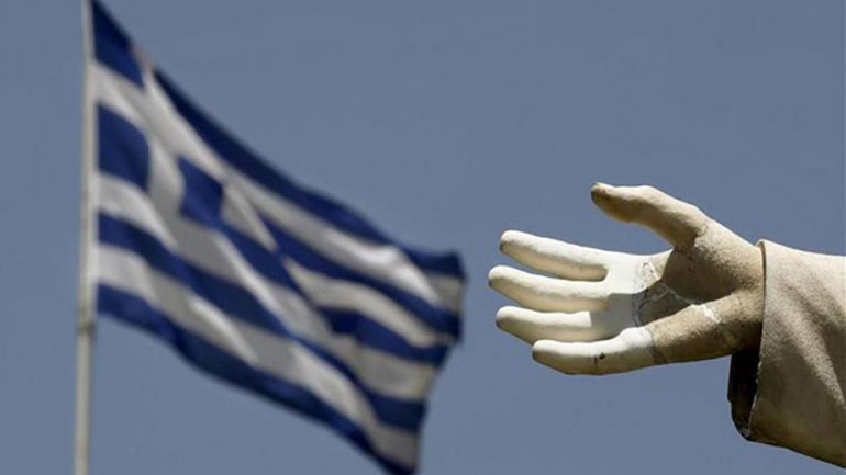 Corriere della Sera: «Η Τρόικα βγάζει τις “χειροπέδες” και φεύγει. H Ελλάδα πετά και πάλι με τα φτερά της»