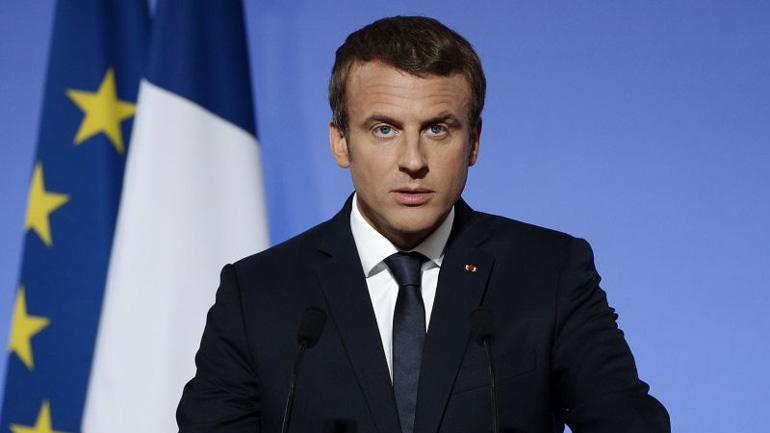 Μακρόν: «Χαιρετίζει το κουράγιο και την αξιοπρέπεια του ελληνικού λαού»