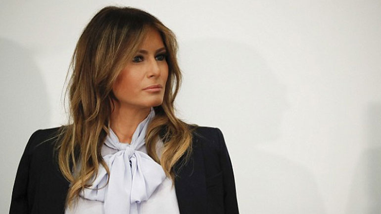 Η Μελάνια Τραμπ καταγγέλλει τη διαδικτυακή παρενόχληση