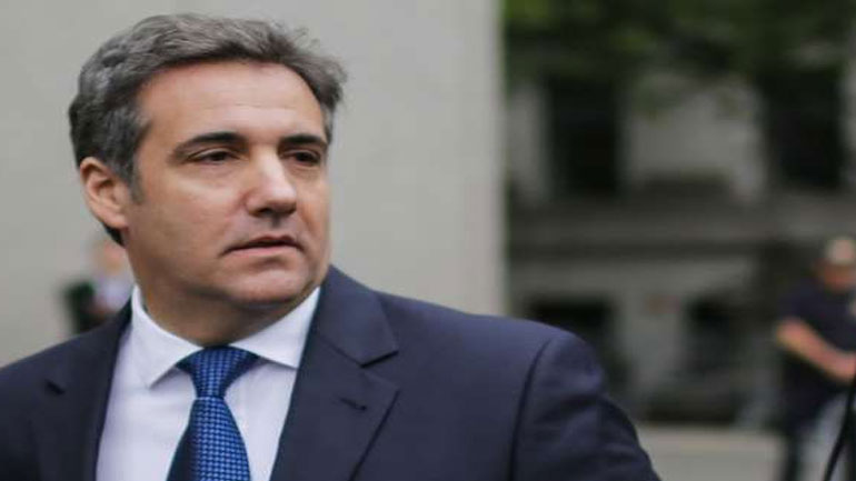 Παραδόθηκε στο FBI o πρώην δικηγόρος του προέδρου Τραμπ