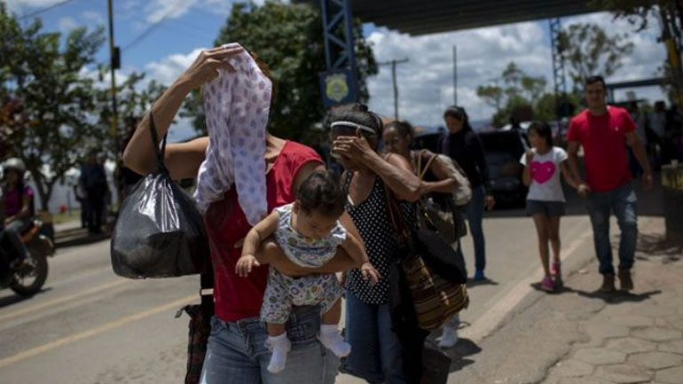 Βραζιλία: Υπό εξέταση το κλείσιμο των συνόρων με τη Βενεζουέλα